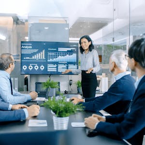 Practical AI and prompting for customer care professionals from AI Business School online course platform