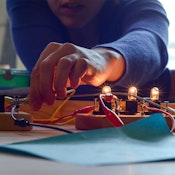 Tinkering Fundamentals: A Constructionist Approach to STEM Learning