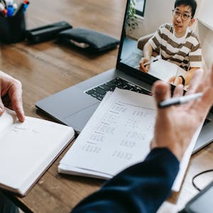 Online teaching: Using Zoom to connect with learners from Macquarie University online course platform