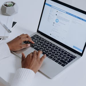 Crea tu primera campaña con Facebook Ads Manager - Online CE Course