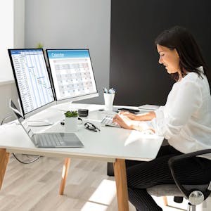 Get Started with Mail and Calendar Applications: Outlook from SkillUp online course platform