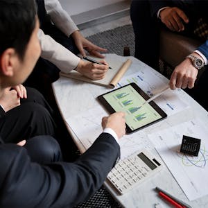 Image for the Finance for Decision-Making online course