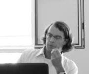 Eduardo Santos Neumann