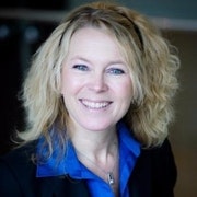 Lynda Smith