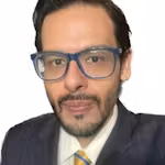 Dr. Walter Martín Arellano Torres