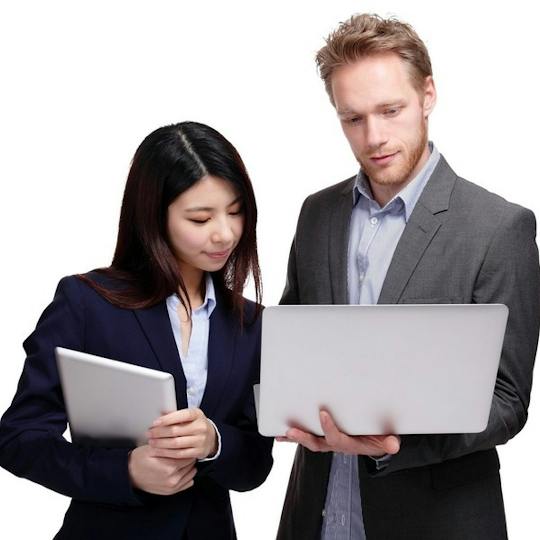 Portada: 商务英语课程 Business English