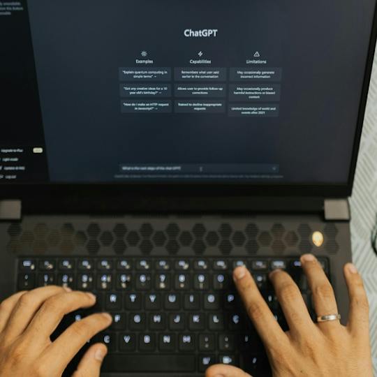 Portada: Automatización de última generación del lugar de trabajo con GenAI