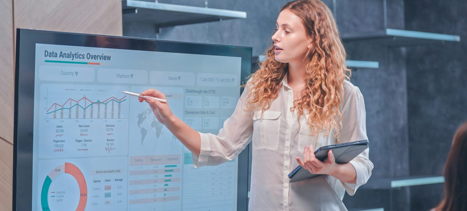 Visualization Roles Movement 6 Data Visualization Roles & How to Get Started | Coursera