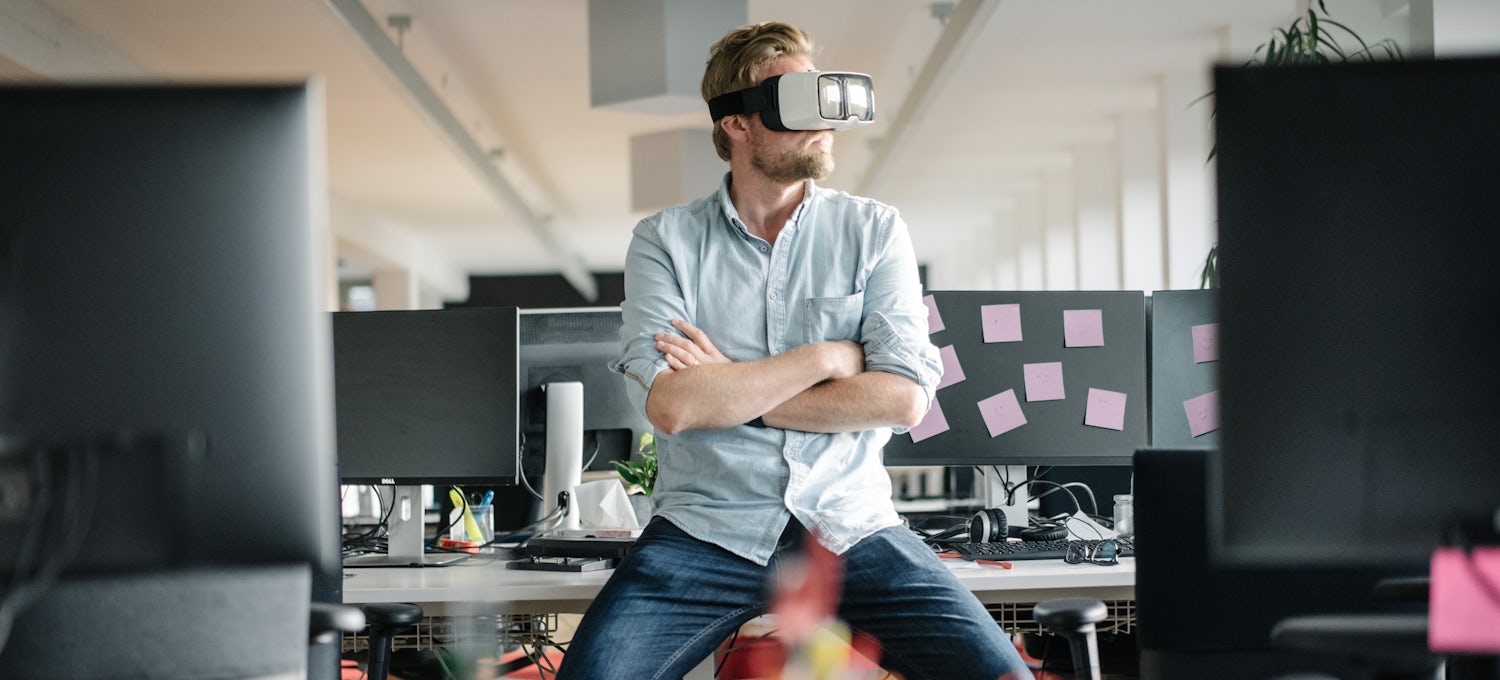 What Differ Facebook Metaverse From Microsoft Metaverse?