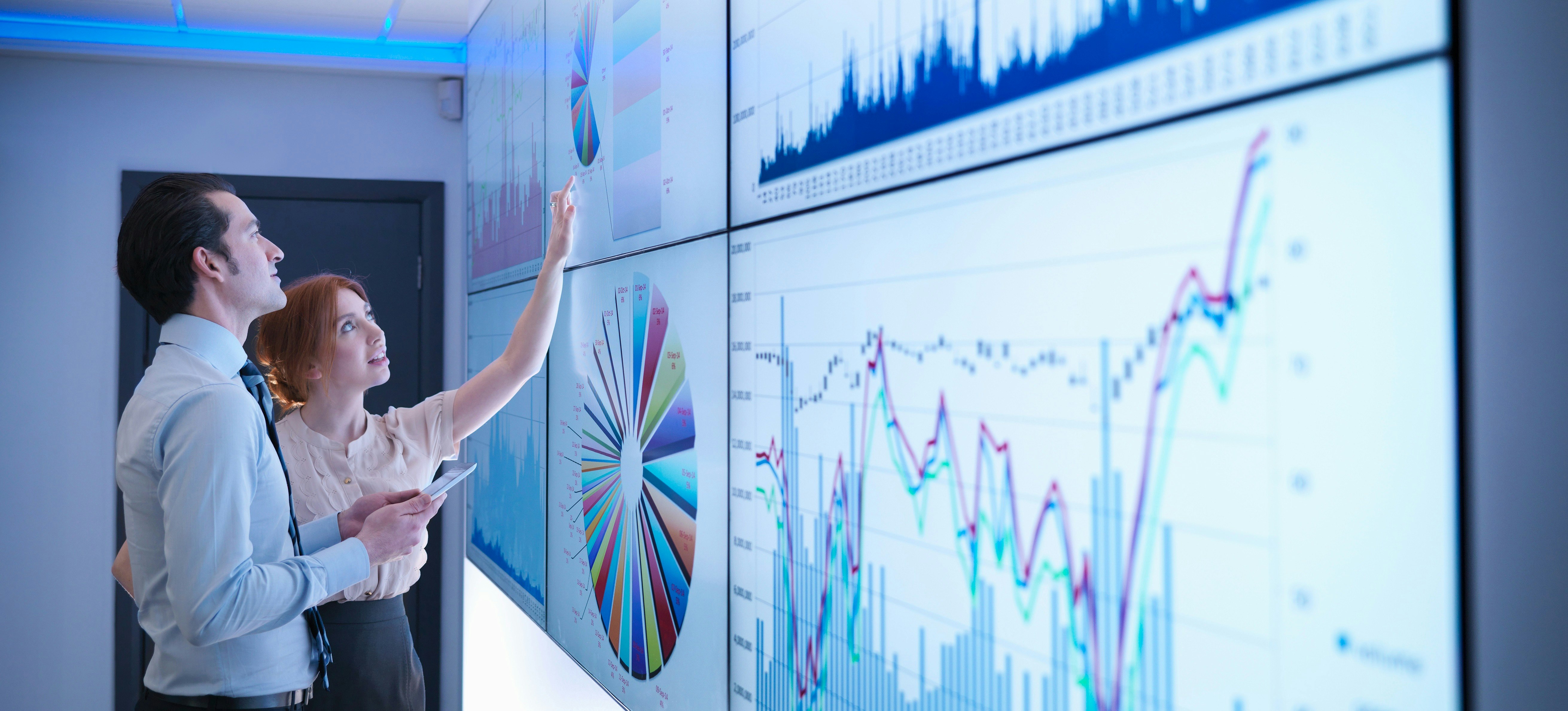 Information Systems vs. Information Technology (IS vs. IT) | Coursera