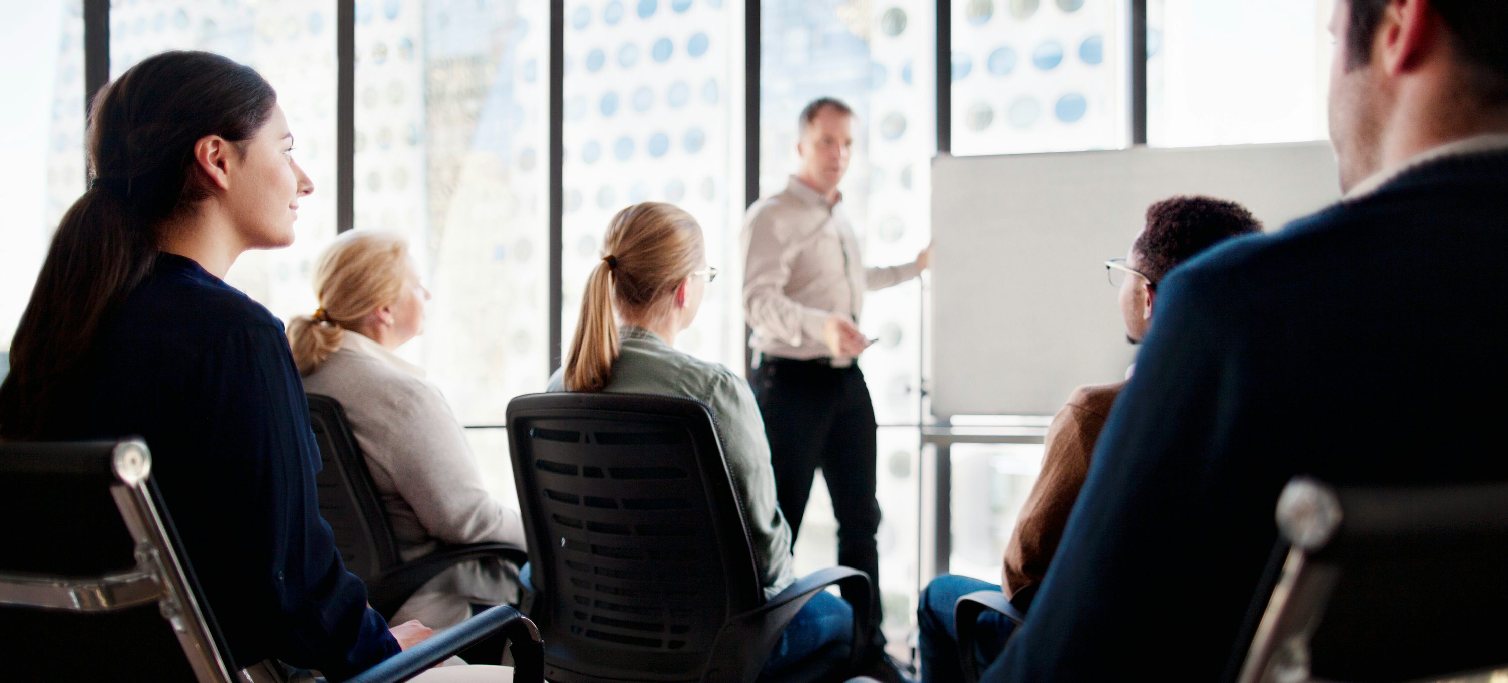 Management Training: Developing Effective Leaders | Coursera