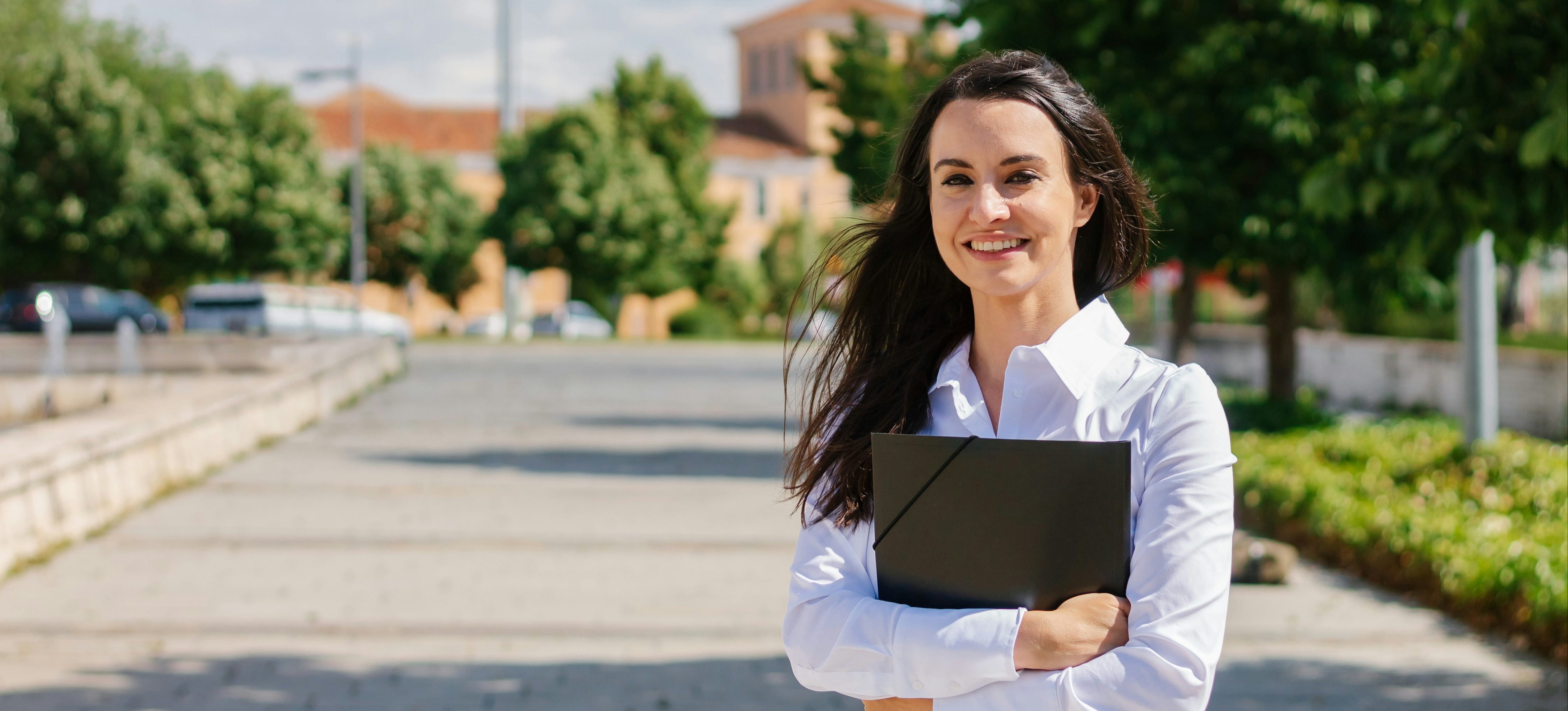 What Is a Graduate Degree? Your 2024 Guide | Coursera