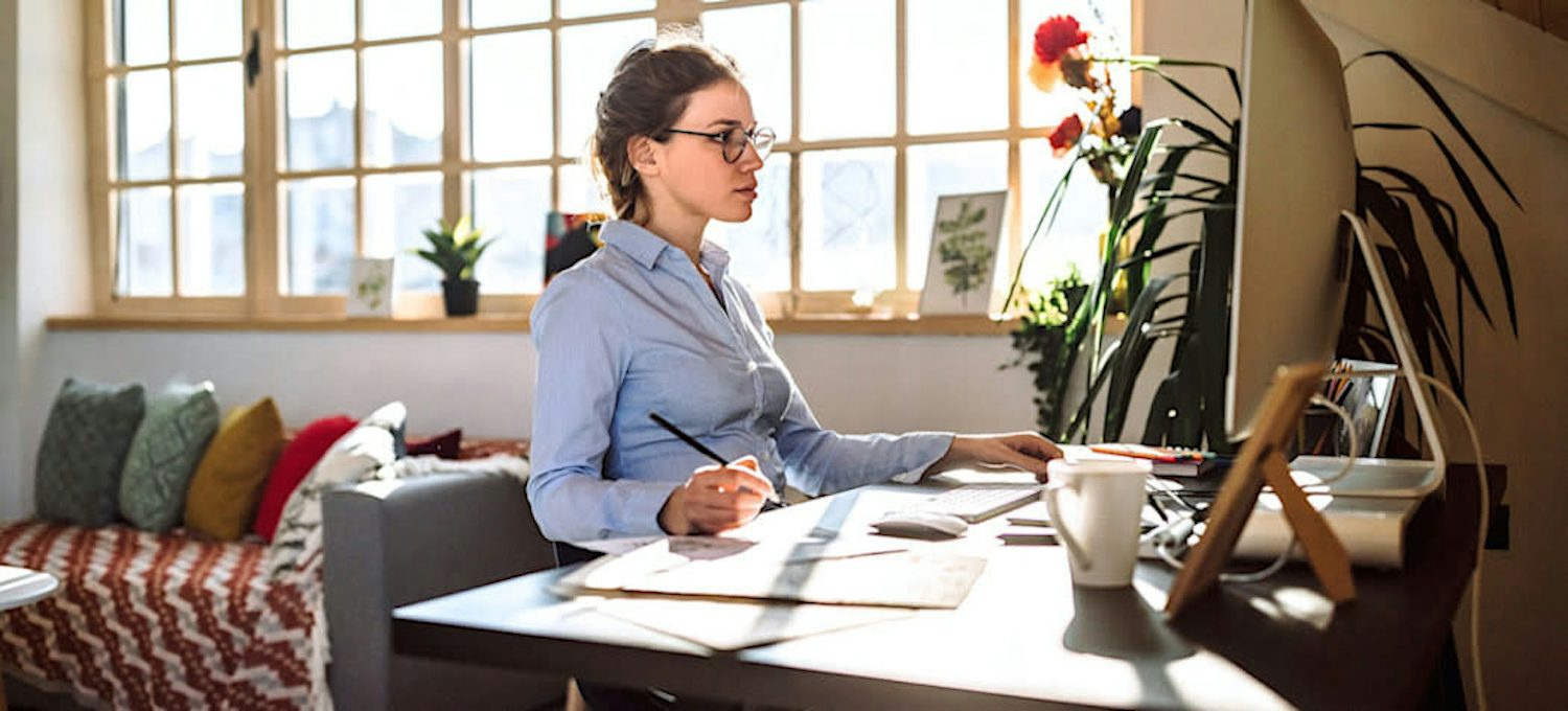 Issa User Interface Designer What Is a User Interface (UI) Designer? | Coursera