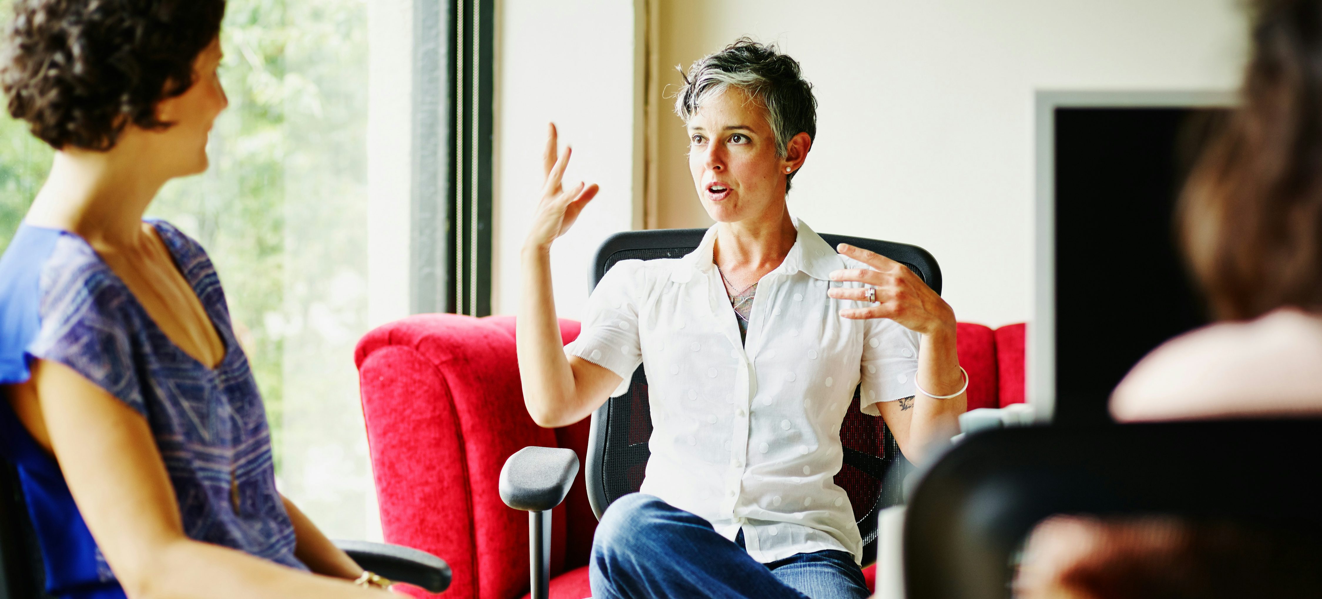 What Is a Direct Report? + How to Manage a Team | Coursera