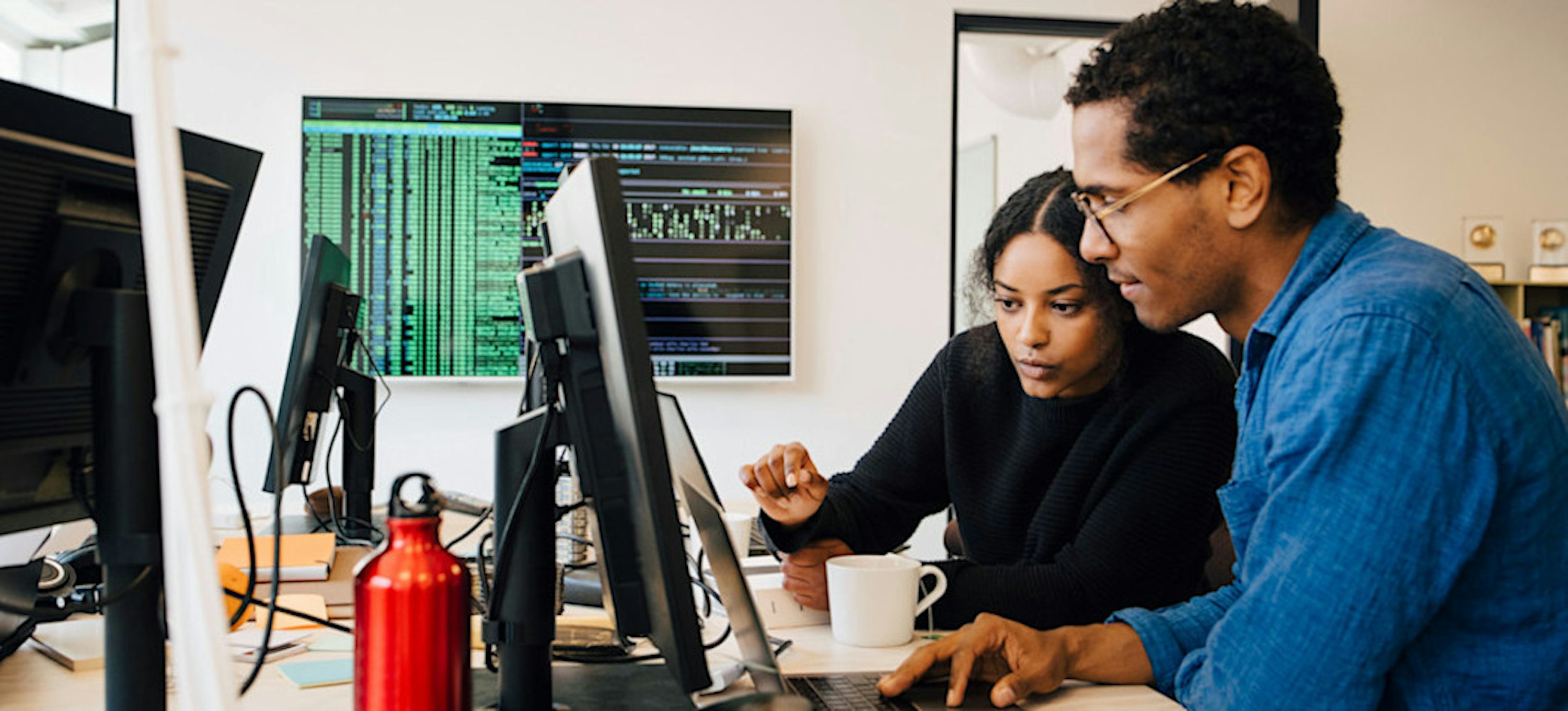 Cyber Risk Consultant What Is a Cybersecurity Consultant? (And How to Become One) | Coursera