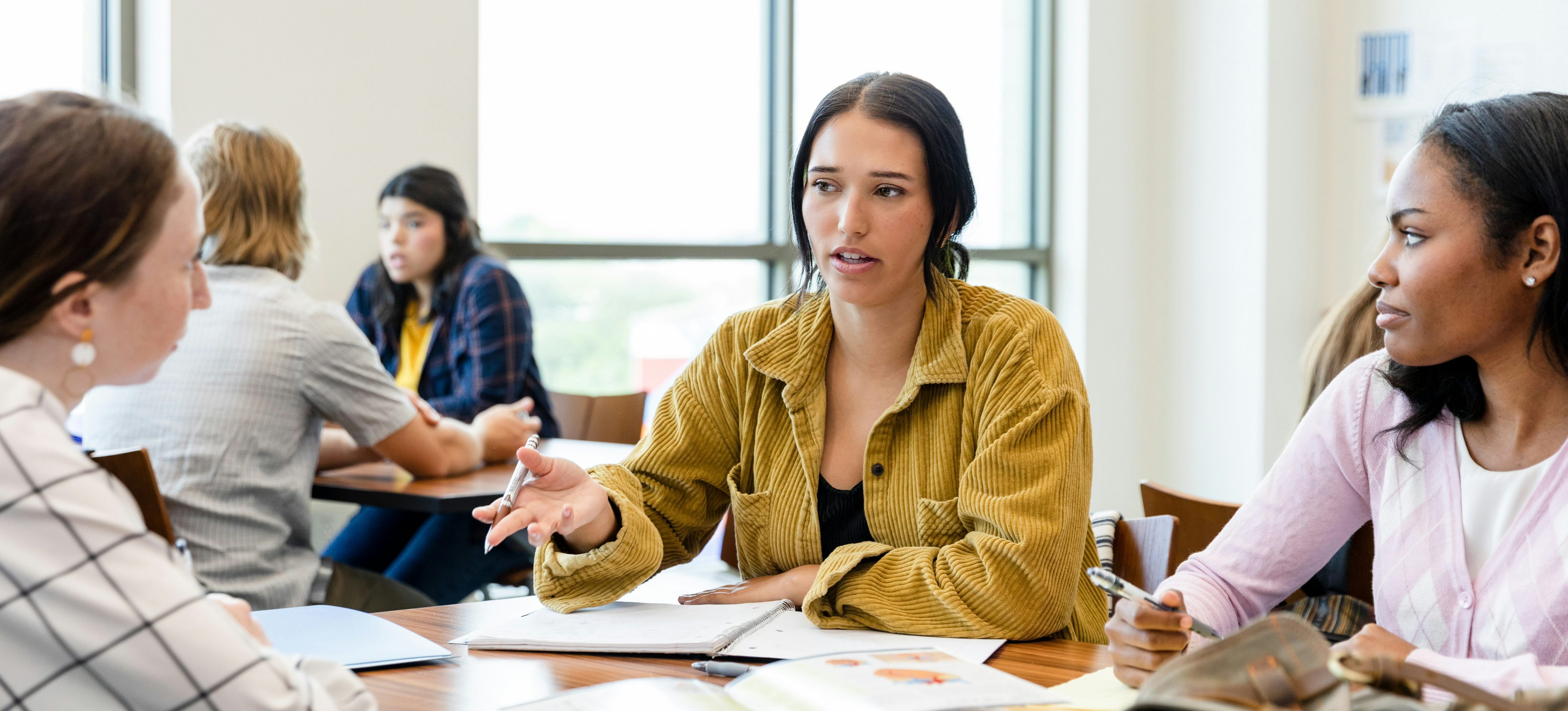 What Is an Associate of Arts Degree? Requirements, Costs, and More ...
