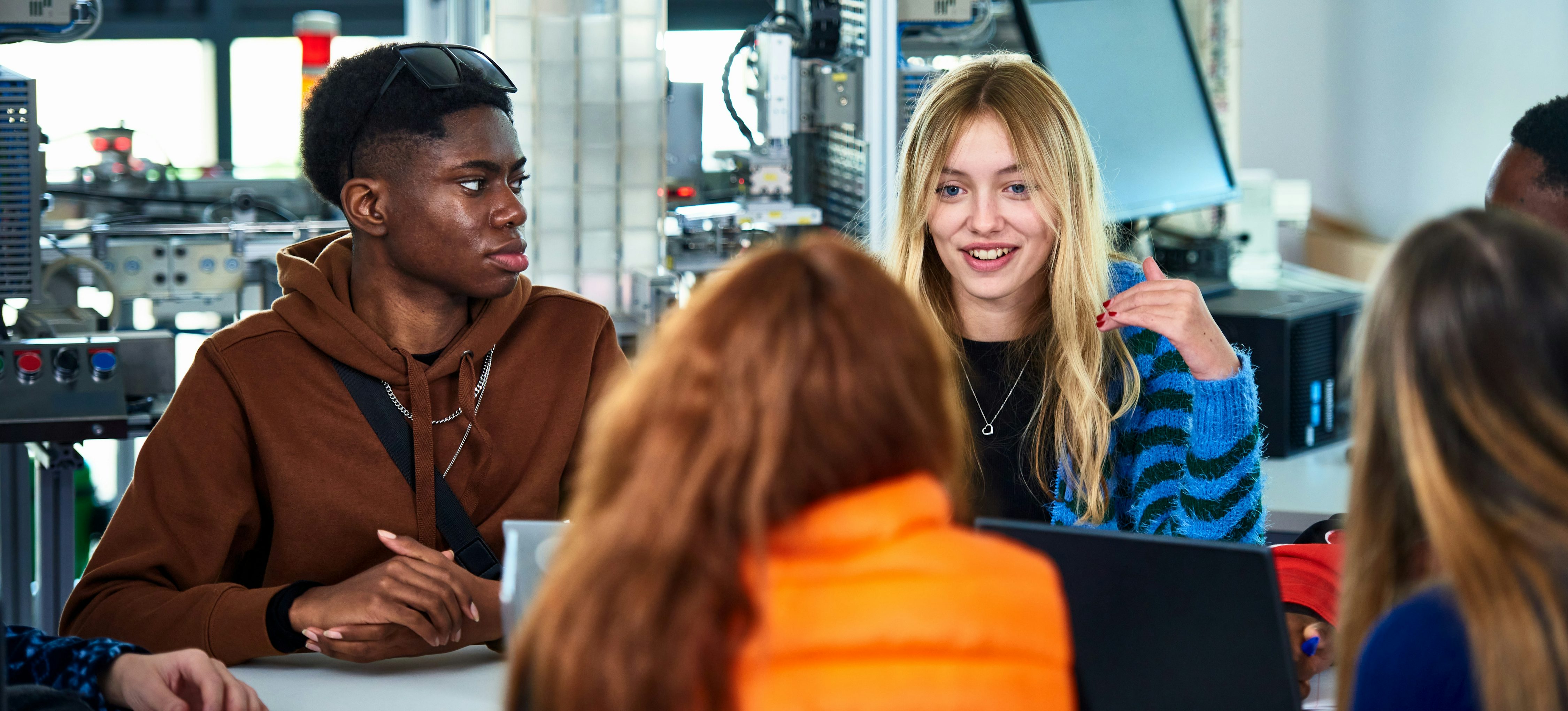 DevOps vs. Software Engineer: Which Career Path Is Right for You ...