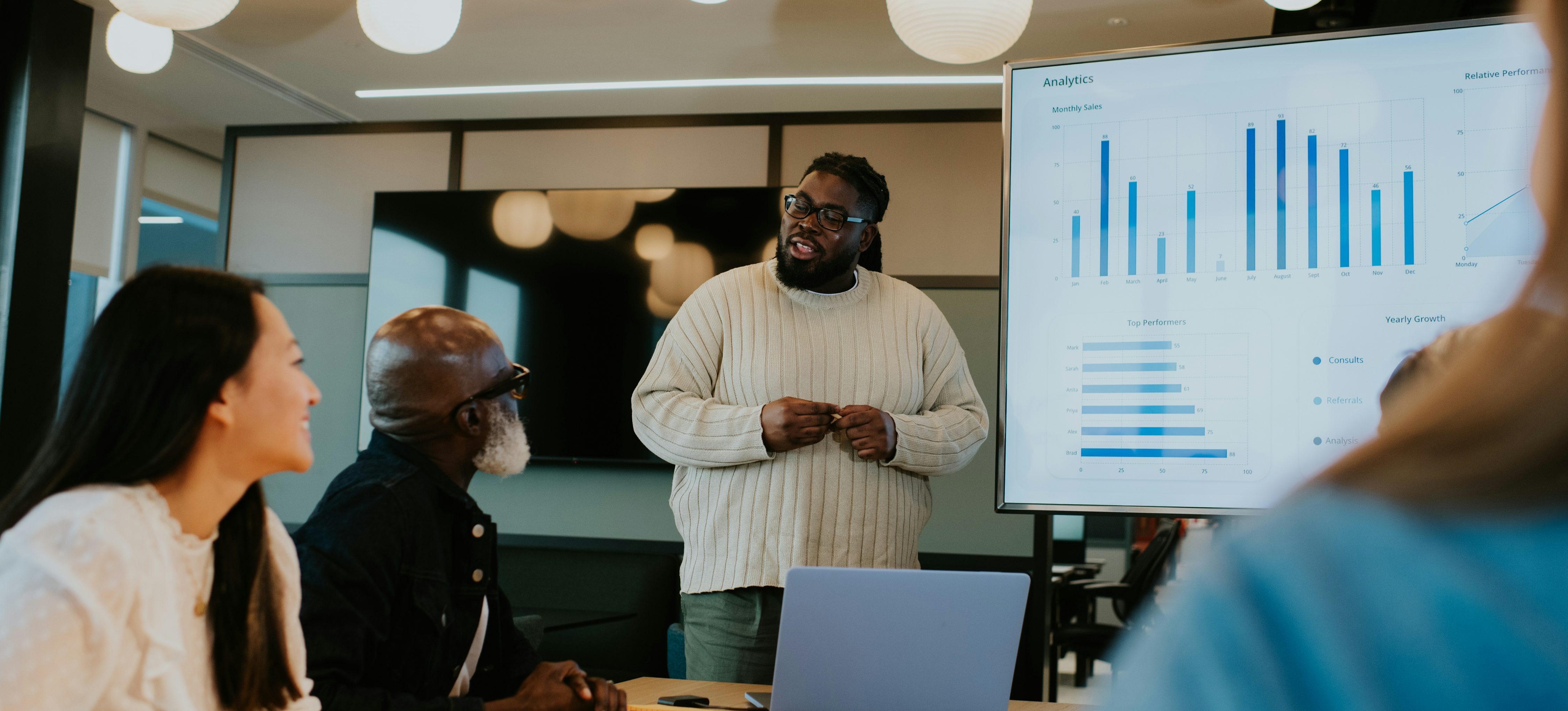 Solution Engineer Solutions Engineer Salary: Your 2026 Guide | Coursera