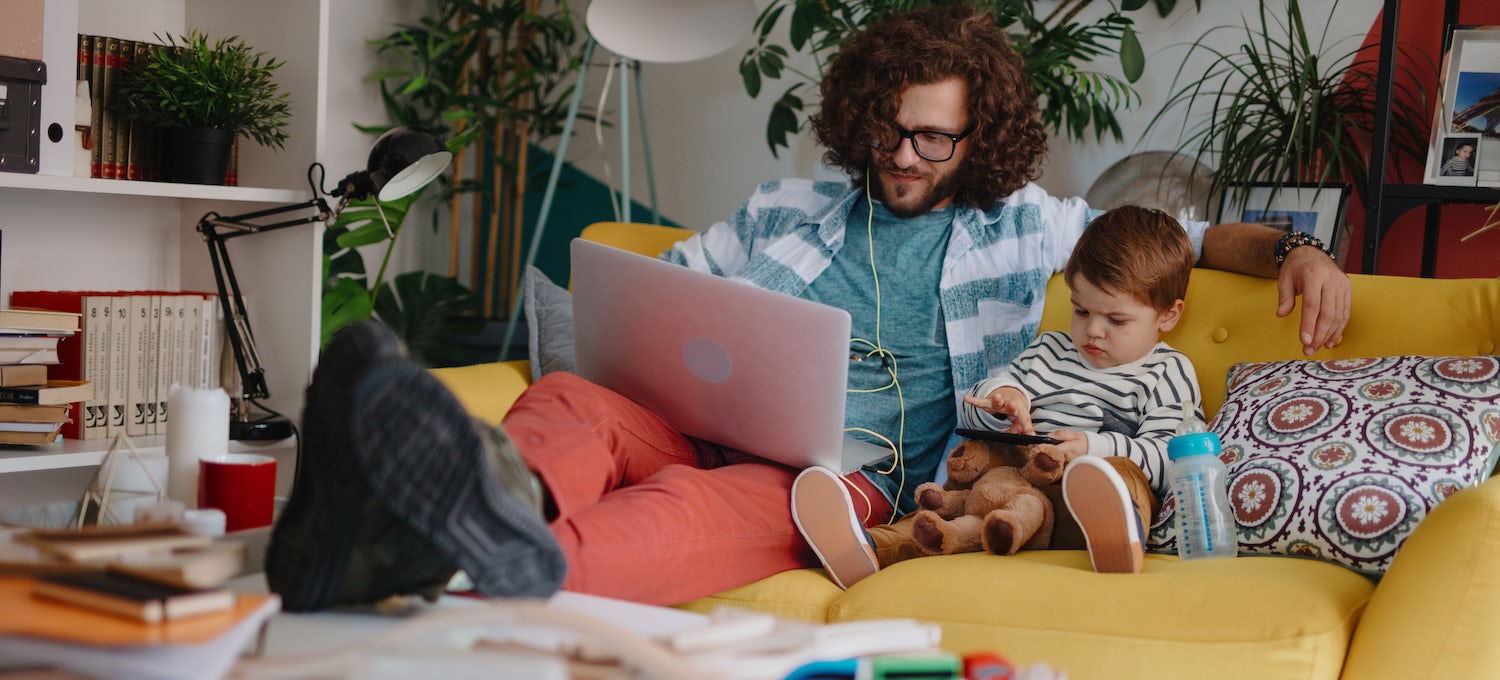 What is a nontraditional student? 4 best tips for choosing a college as a nontraditional student What Is a Nontraditional Student?