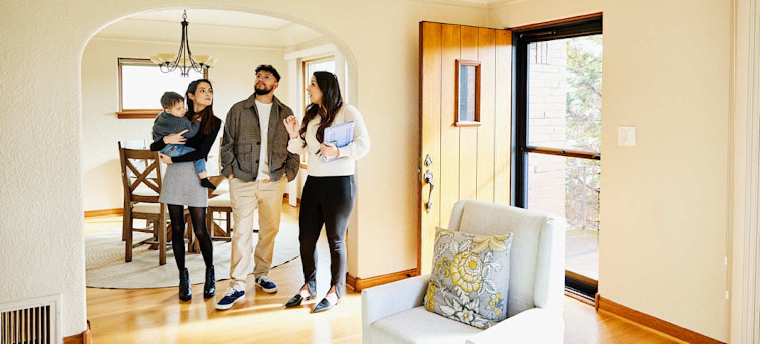 Top 10 Real Estate Agent Skills and Qualities | Coursera