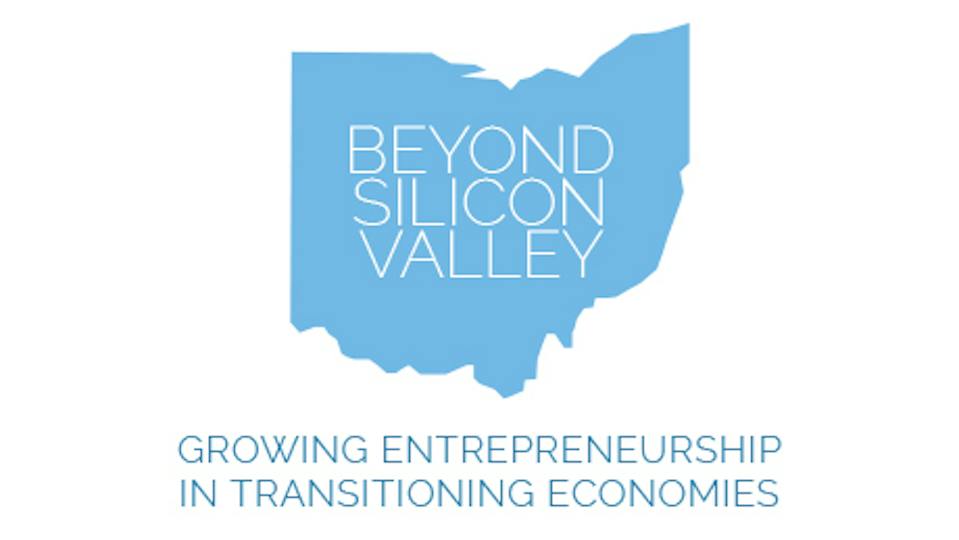 Portada: Más allá de Silicon Valley: El crecimiento del espíritu empresarial en las economías en transición