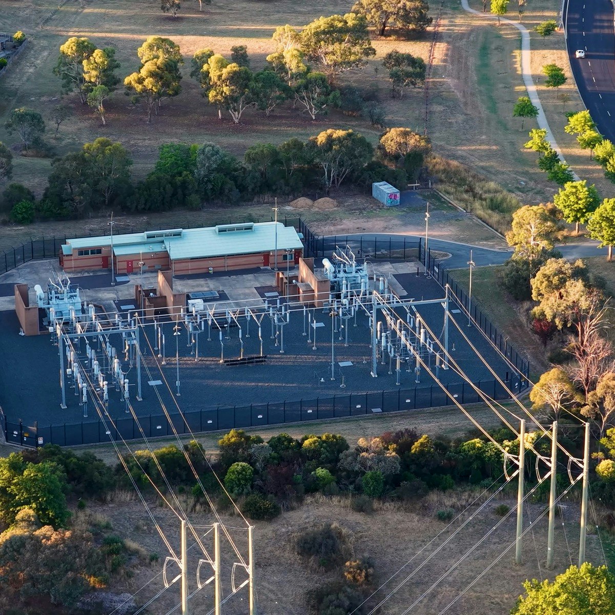 From Traditional Grid to Smart Grid 