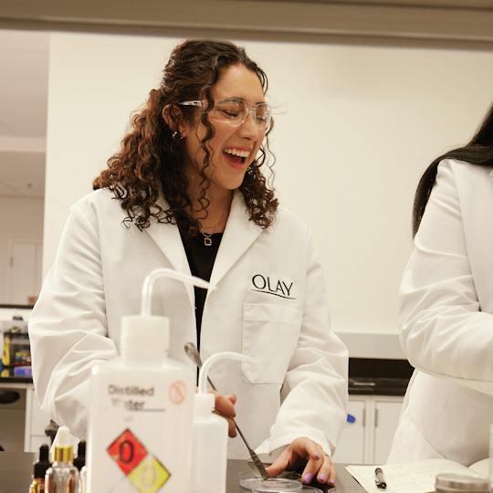 Portada: Introducción a la ciencia cosmética y del cuidado de la piel