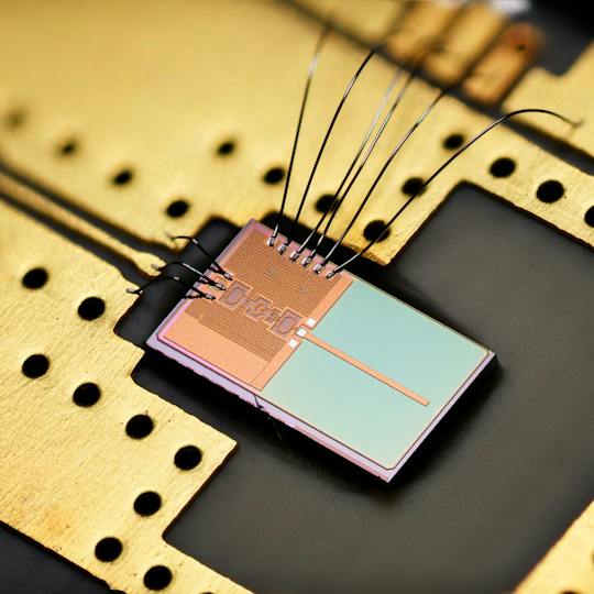 Portada: Ingeniería de microondas y antenas
