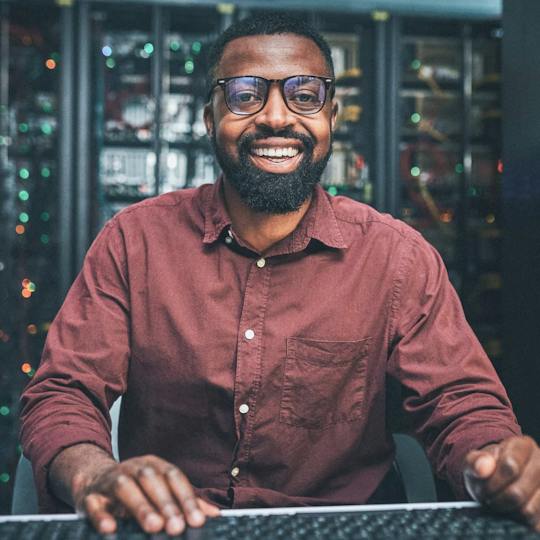 Portada: Creación de lagos de datos con Microsoft Fabric