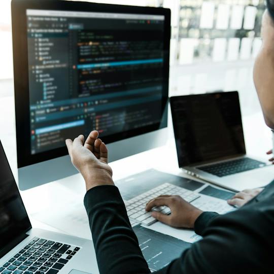 Portada: Introducción al Desarrollo de Software