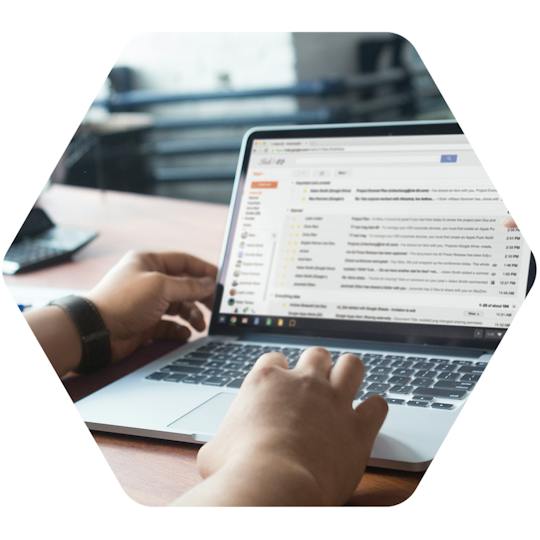 Portada: Diseño de API y fundamentos de la plataforma Apigee de Google Cloud