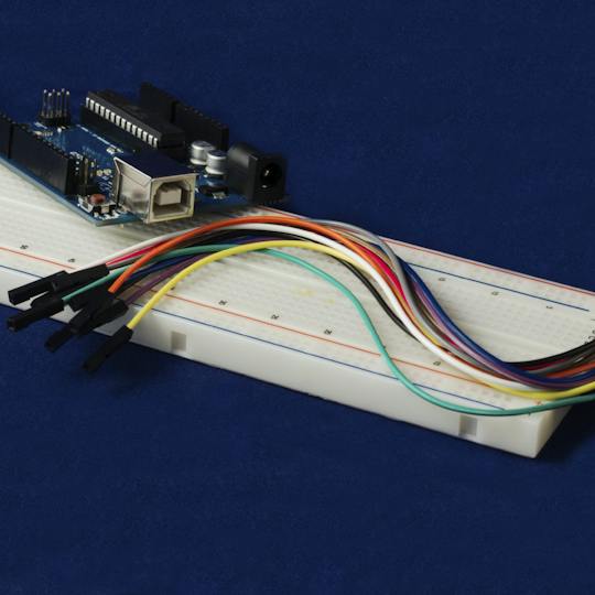 Portada: La plataforma Arduino y la programación en C