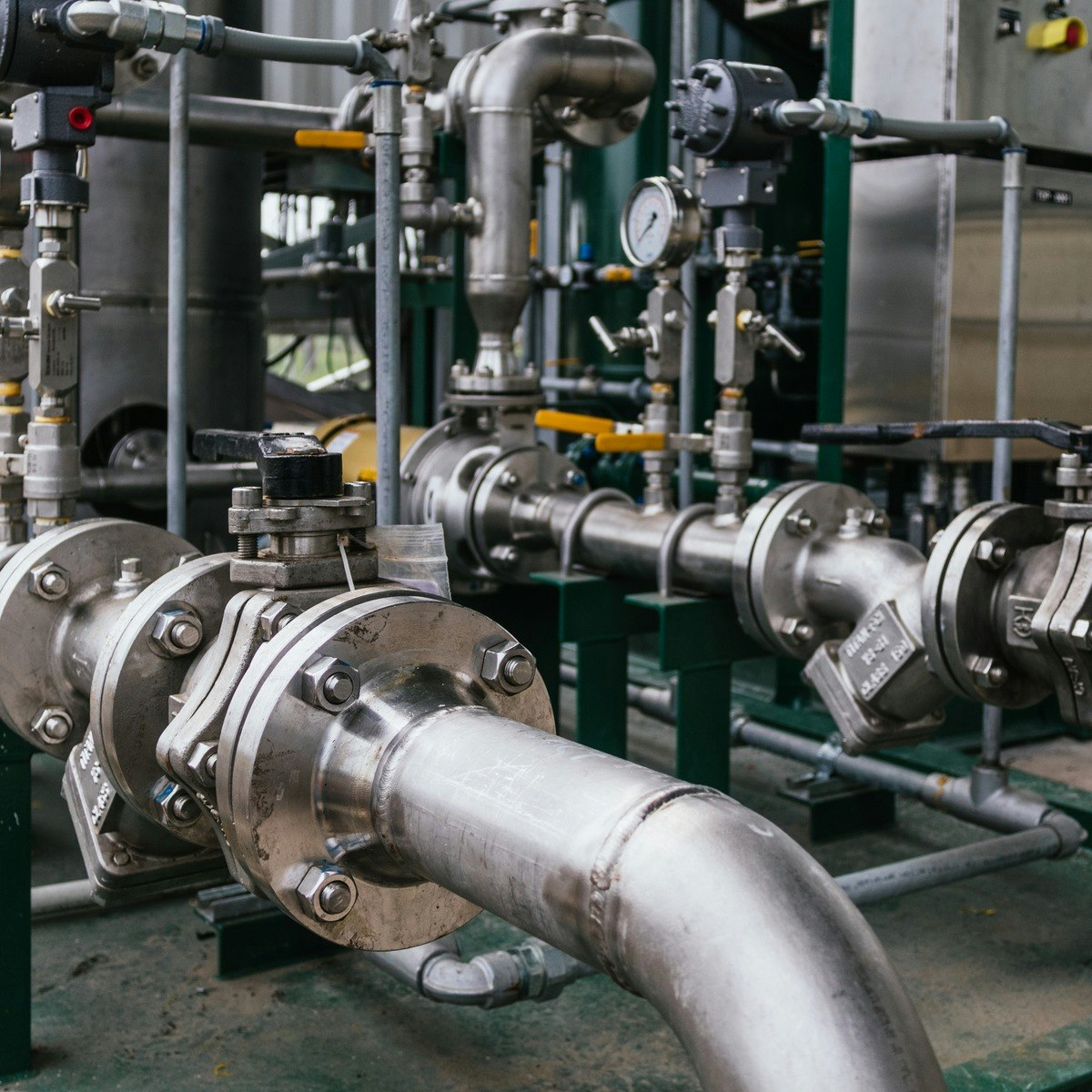 Steam Turbine Lubrication, Gland Sealing and Drain Systems