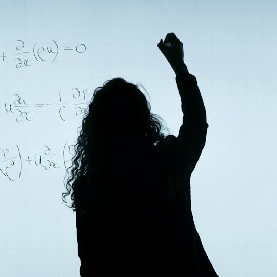 Portada: Álgebra y cálculo diferencial para la ciencia de datos