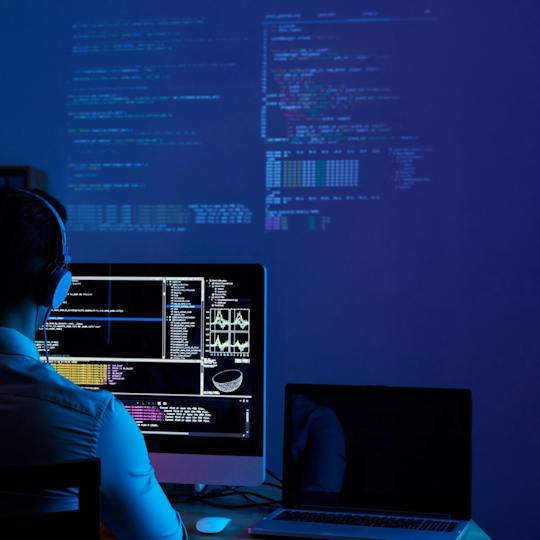 Portada: Dominio de la lógica y las estructuras de los datos en Python